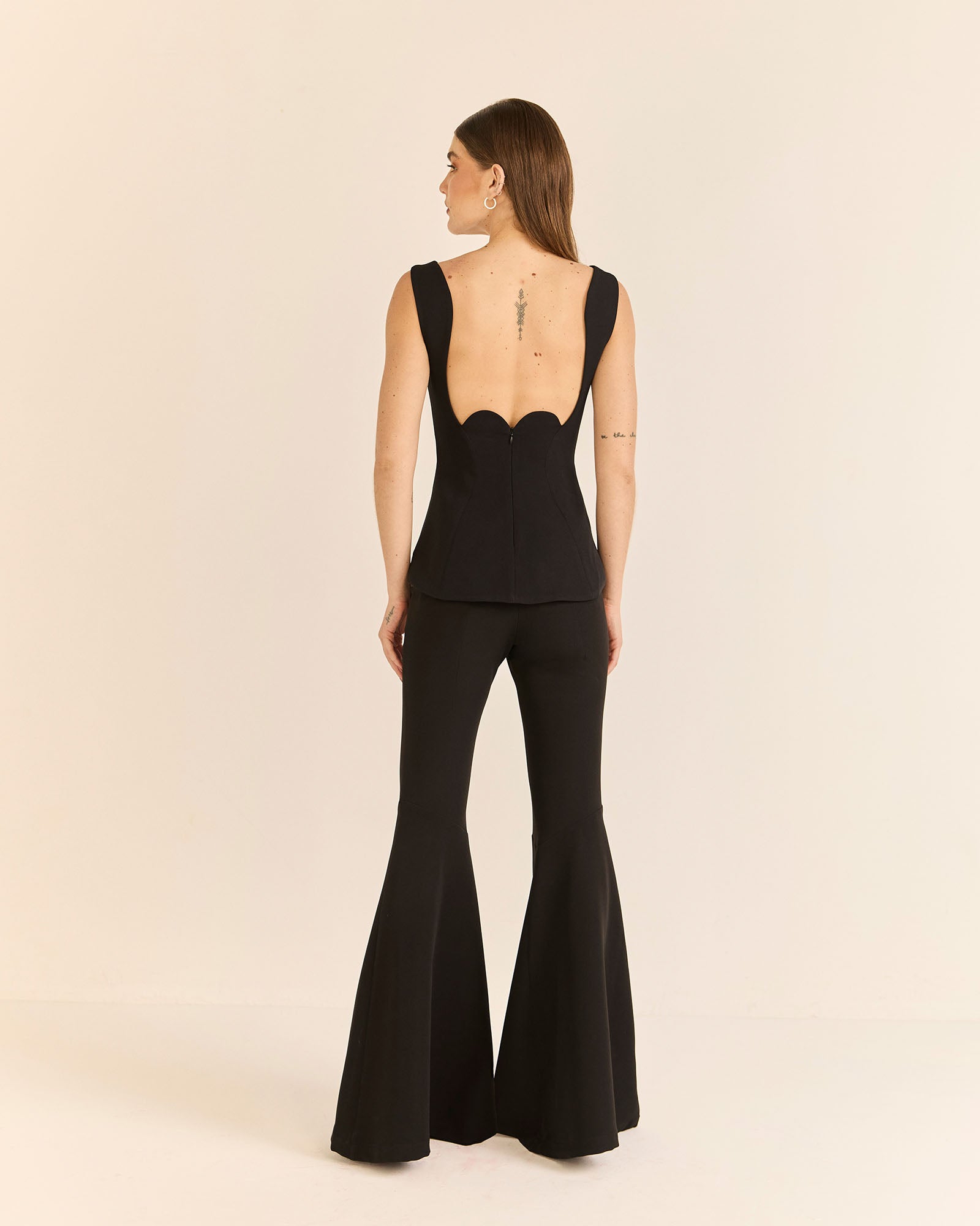 Calça Moulage Flare - Preto - Hand Lace