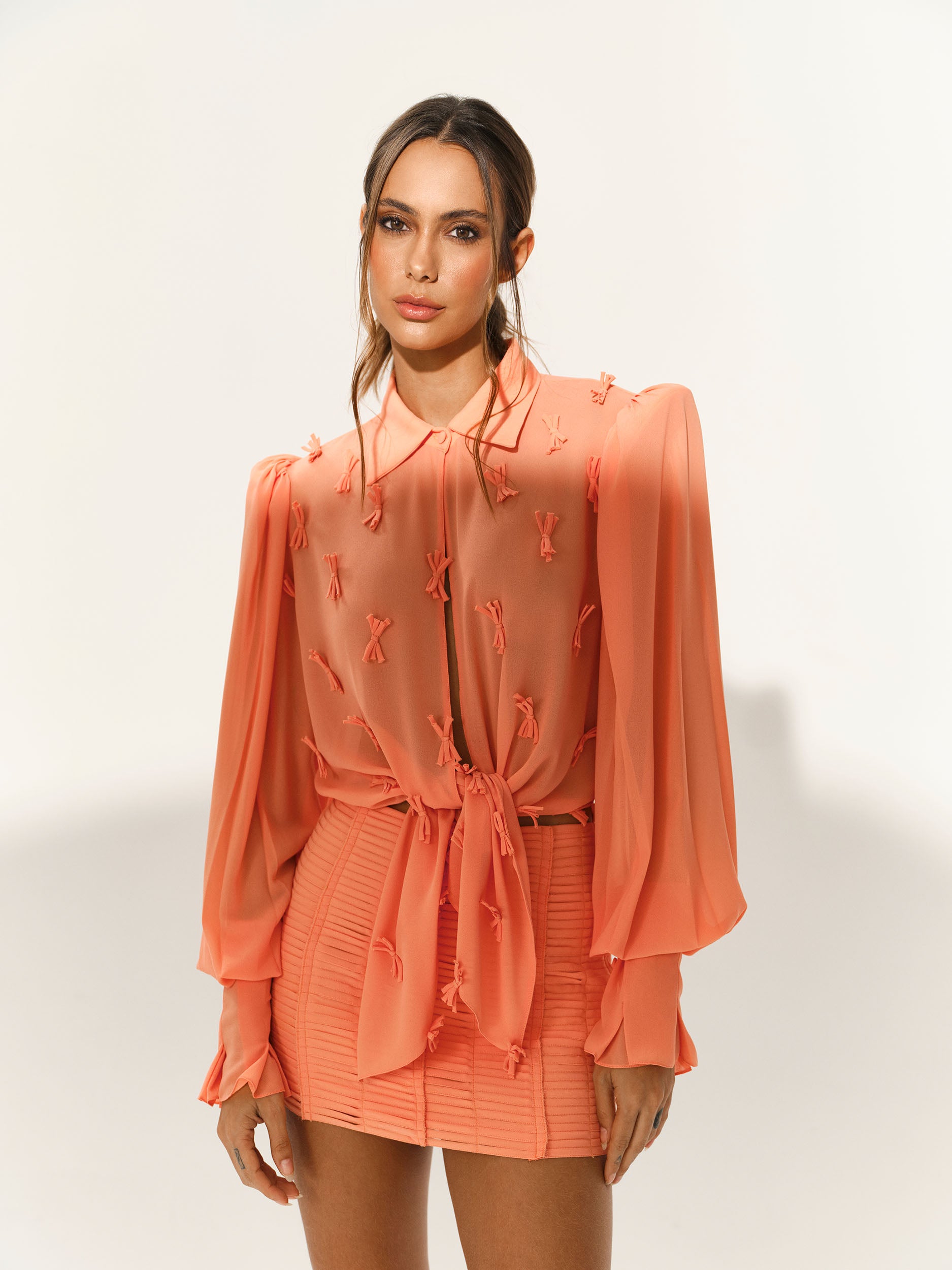 Saia Trama Boreal - Coral - Hand Lace