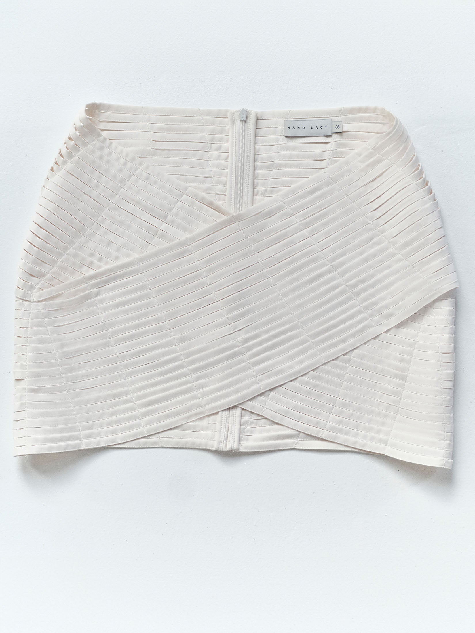 Saia Superfície - Pérola - Hand Lace