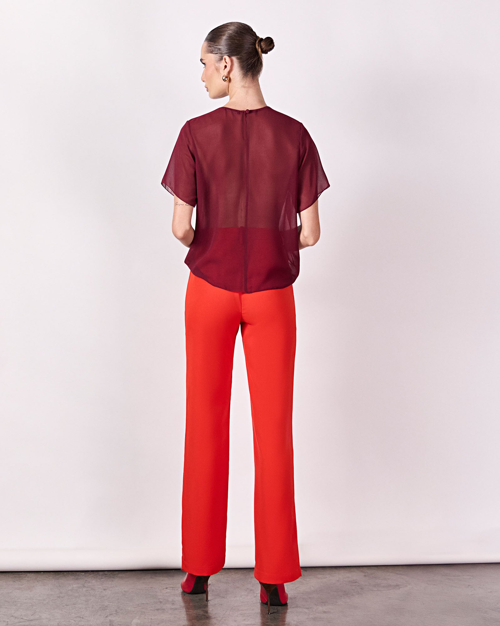 Blusa Aplicação Lamparina - Vinho - Hand Lace