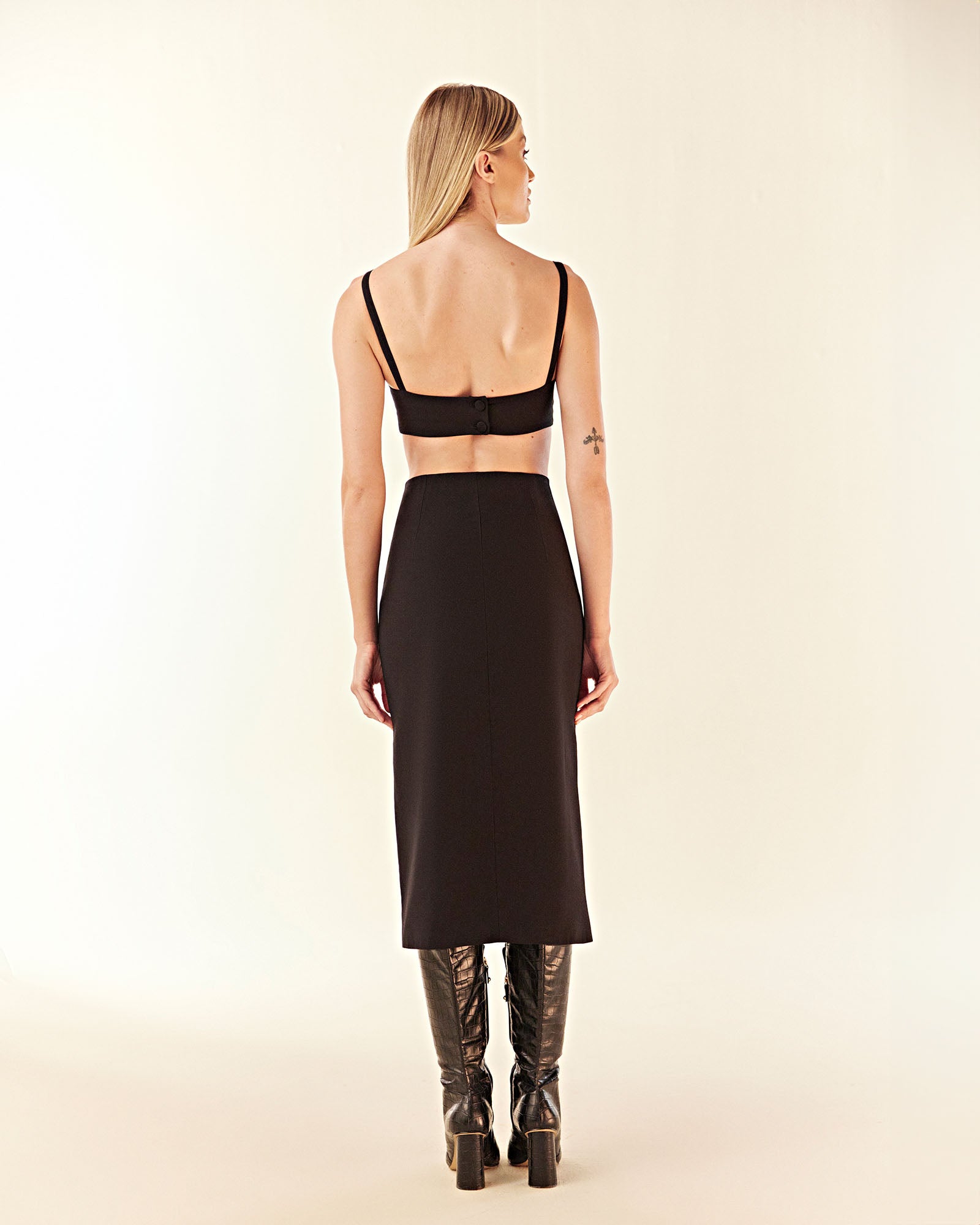 Top Arco - Preto - Hand Lace