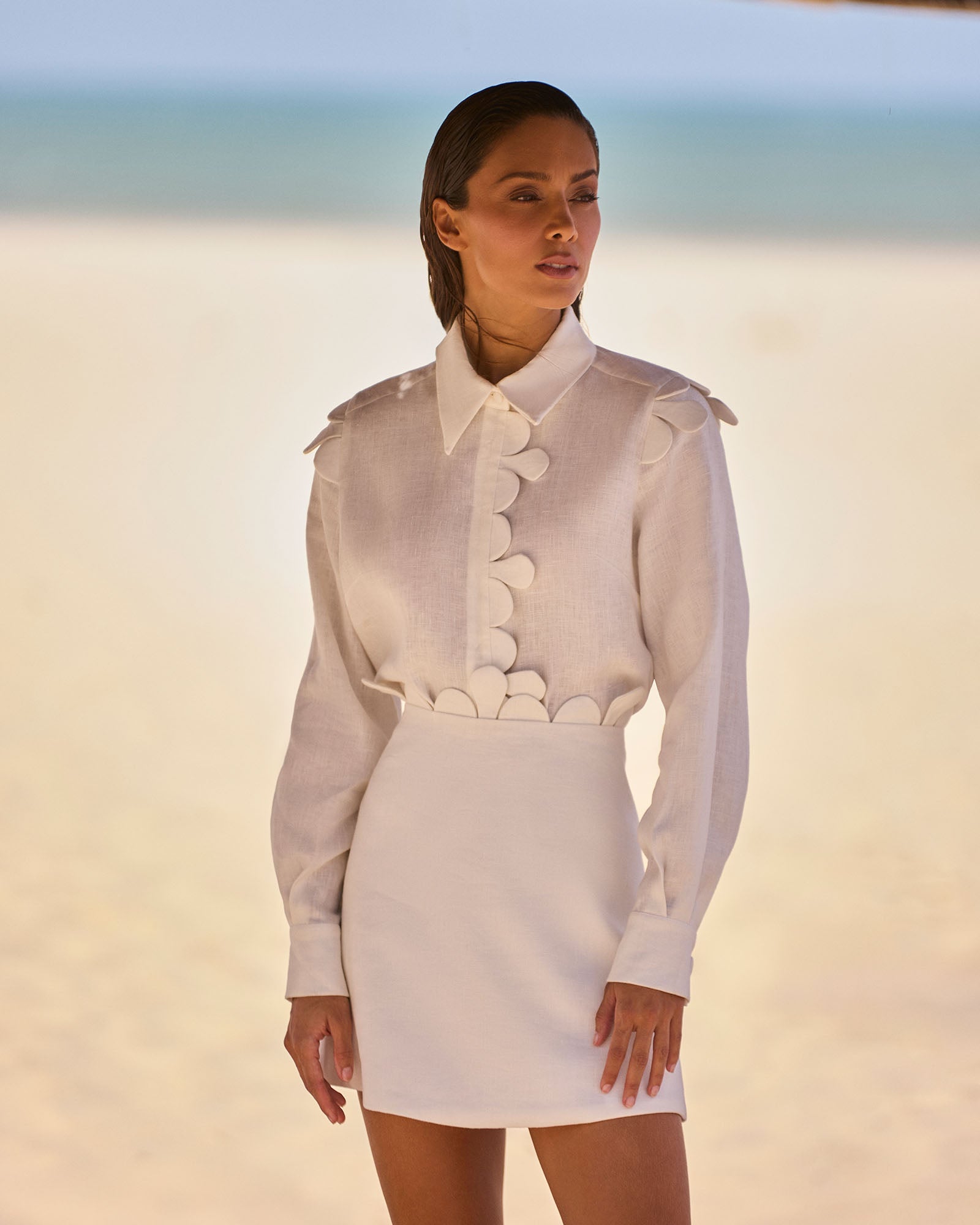 Saia "A" Gotas - Off White - Hand Lace