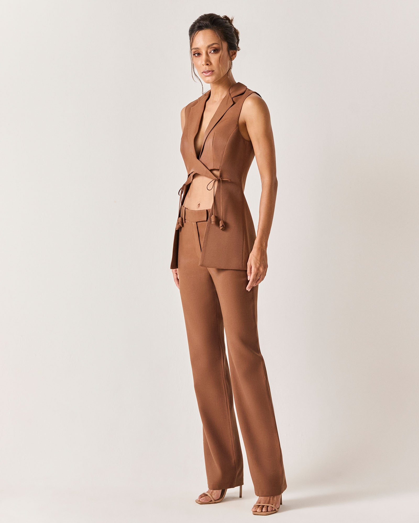 COLETE FAIA - MARROM - HAND LACE