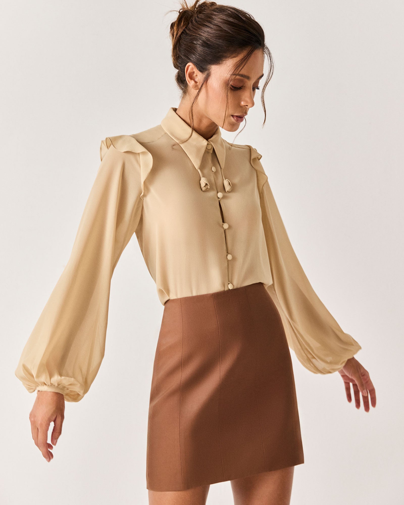 CAMISA RIACHO - BEGE - HAND LACE
