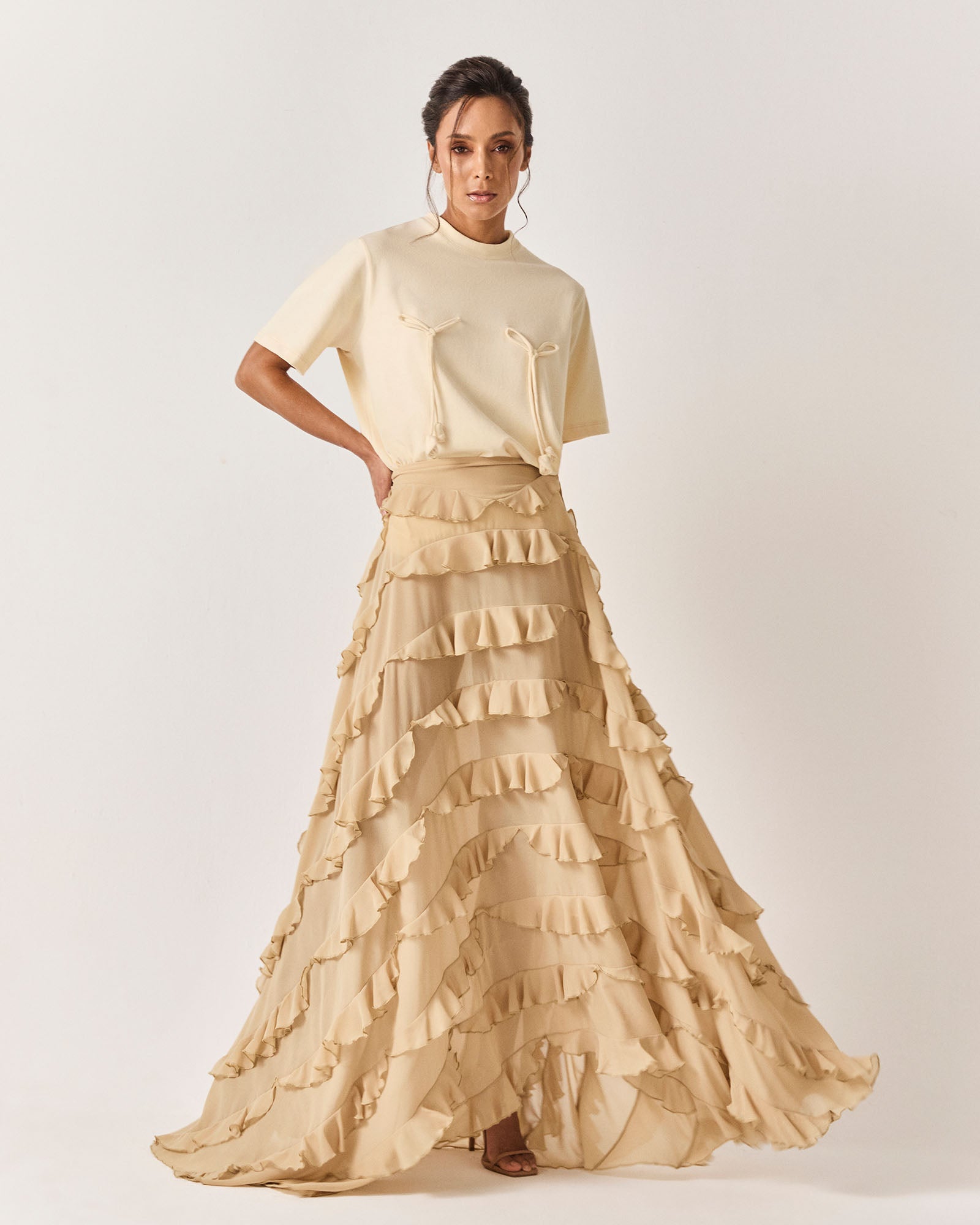 SAIA LONGA RIACHO - BEGE - HAND LACE