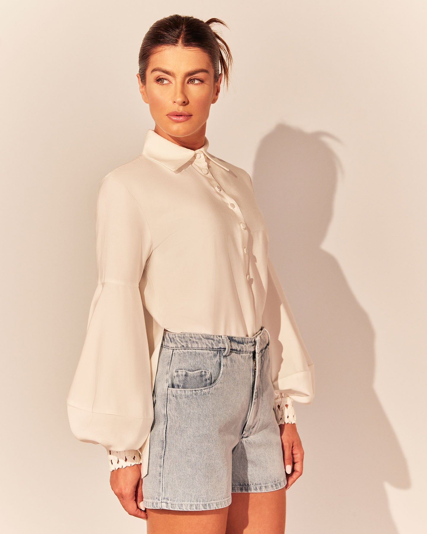 Short Jeans Copas - Azul Céu Nublado - Hand Lace