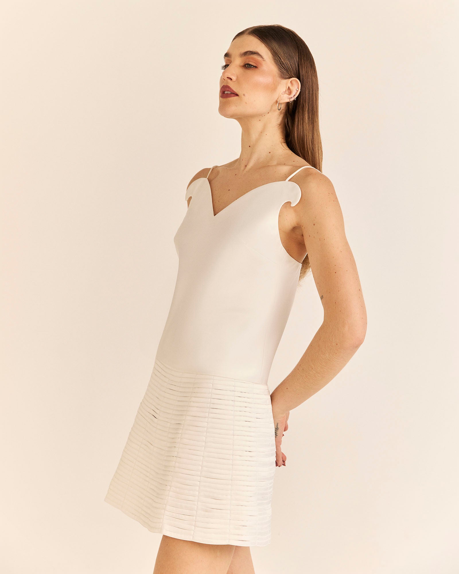 Regata Rumi - Off White - Hand Lace