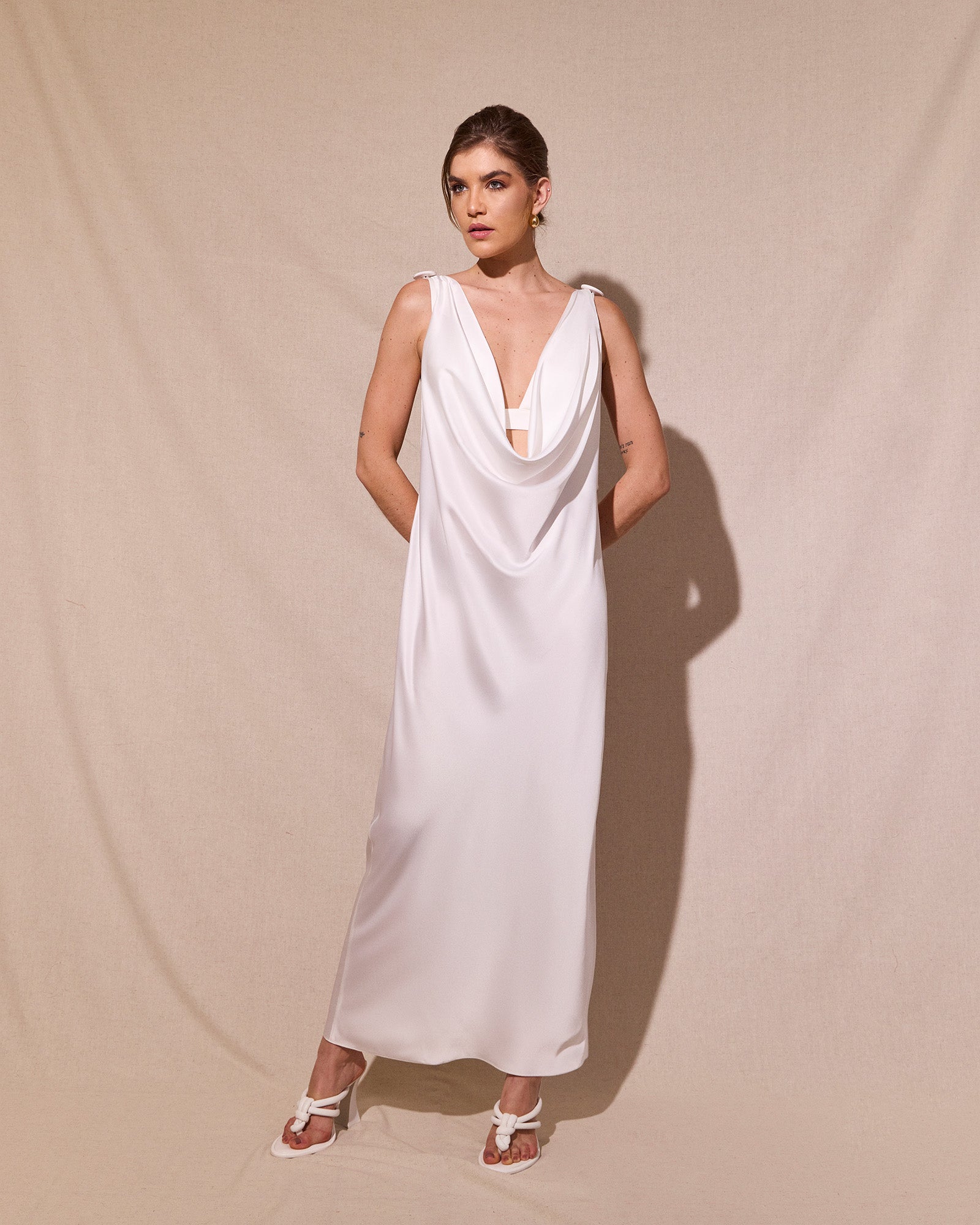 Vestido Longo Drapeado - Off White - Hand Lace