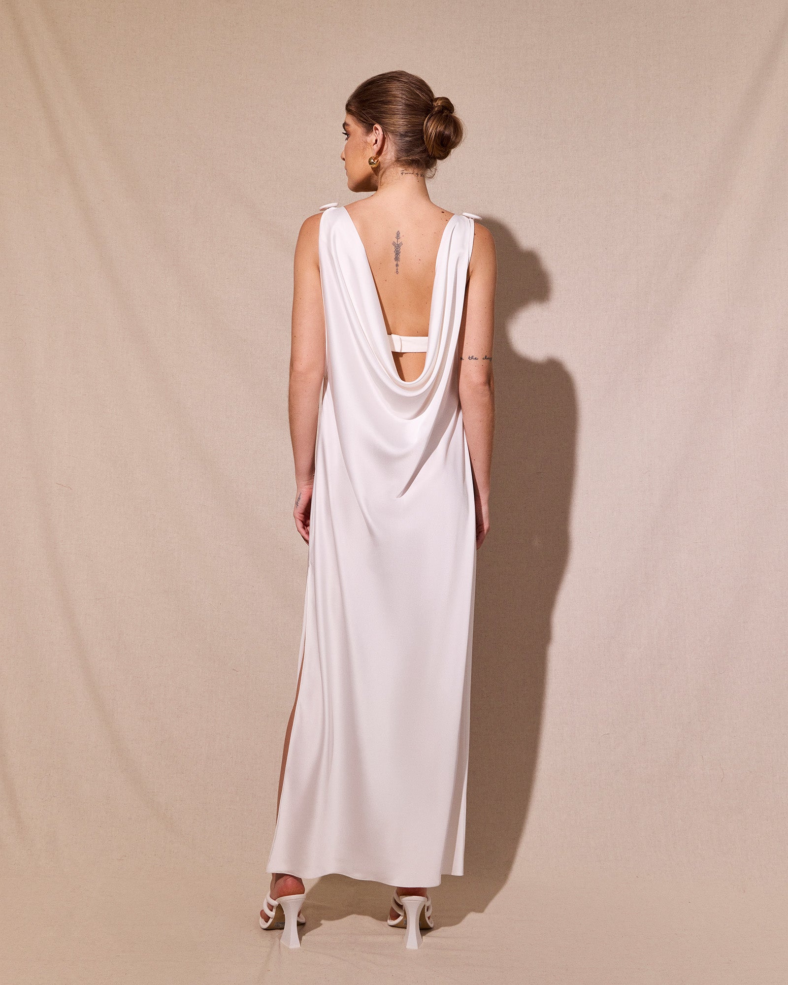 Vestido Longo Drapeado - Off White - Hand Lace